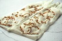 Han Xiao bride gloves retro lace nail bead embroidery luxury bride gloves photo studio photography model accessories