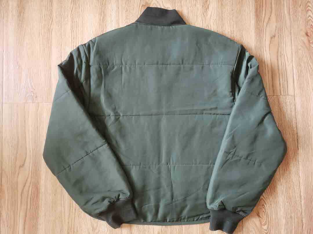 Yeezy season 3 куртка бомбардировка бомбардировщика машина грамм 其它（服饰） 