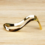 Металлический стенд из нержавеющей стали, туфли на высоком каблуке, трубка, аксессуары