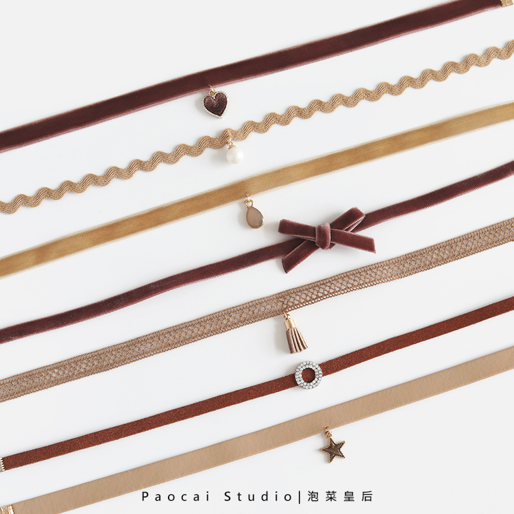 Milk tea color choker Korean velvet neckchain necklace female kockull chain minimal chic neck neck neck neck neck