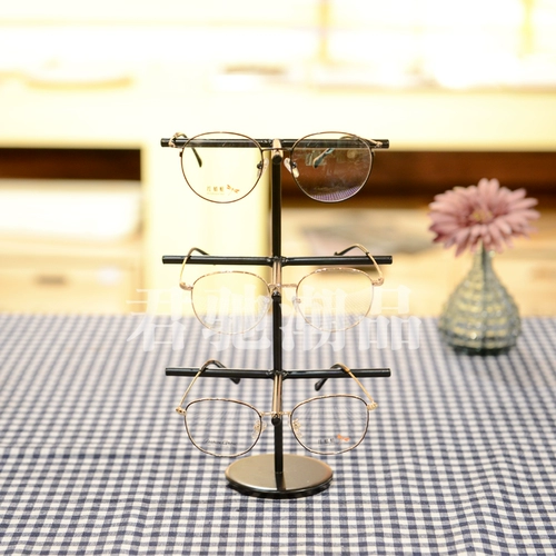 Стенд, солнцезащитные очки