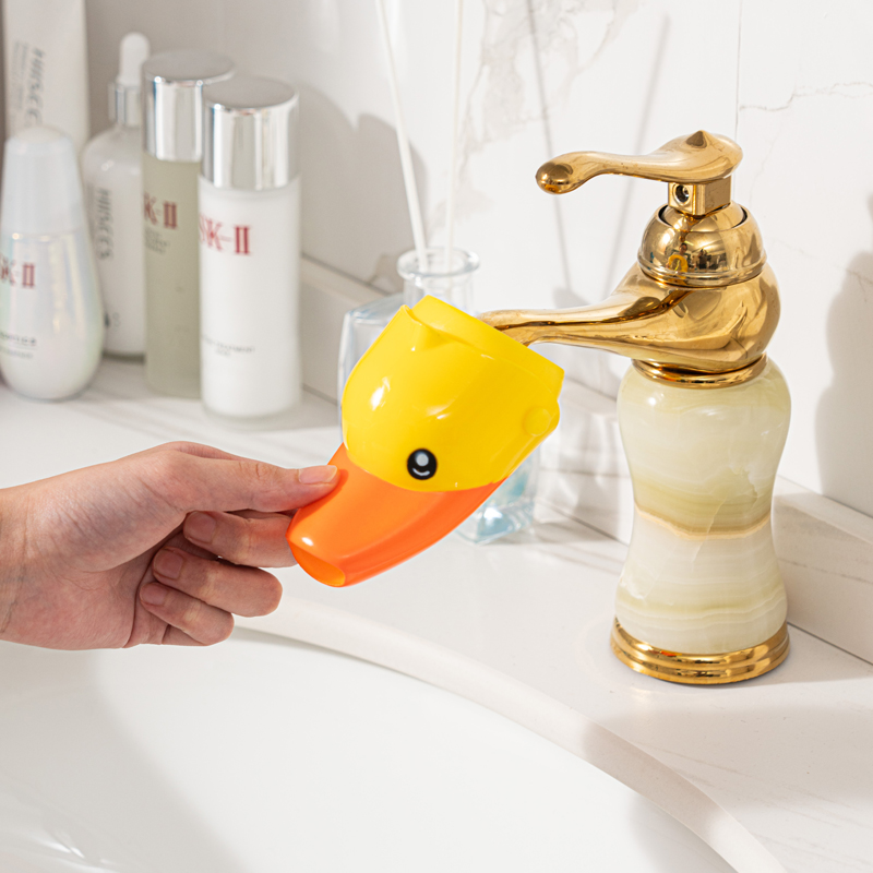 Baby Wash EXTENDER SMALL DUCK CHILD TAP EXTENSION WATER PIPE LENGTHENING WATER GUIDE WATER GUIDE CUTE CARTOON