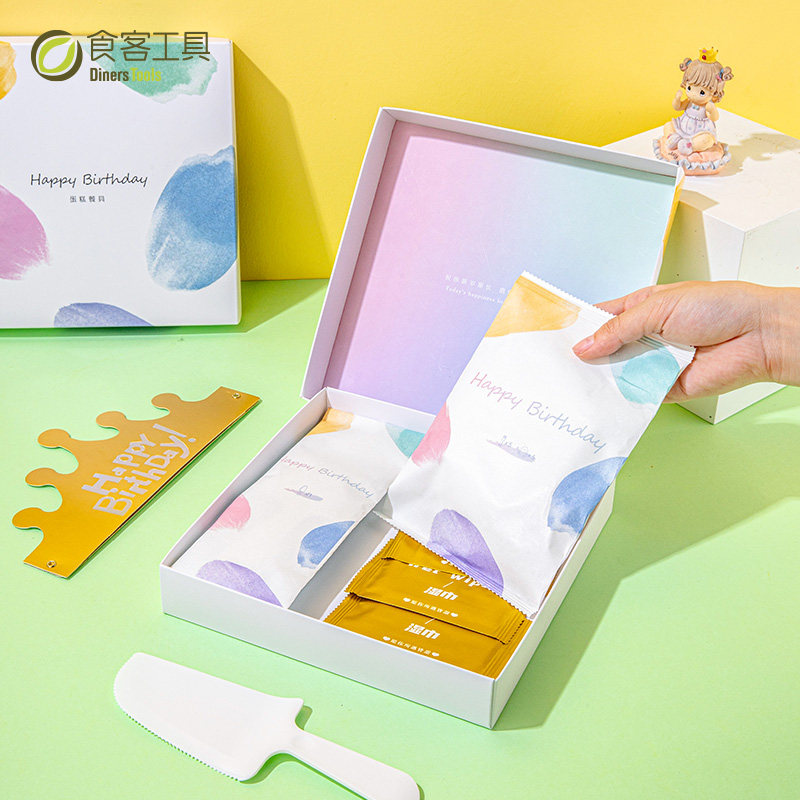 Diners tool disposable knife and fork set birthday hat candle wet tissue six pack new products