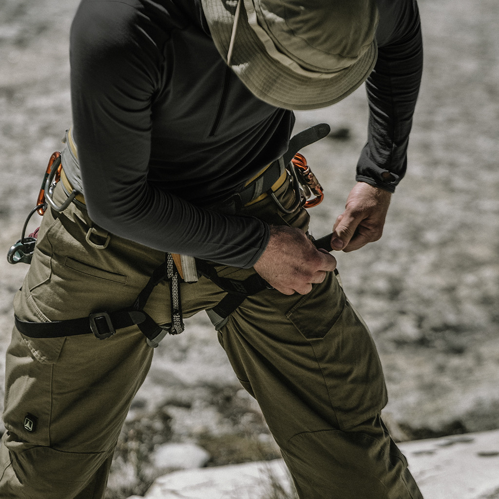 TAD Total Agent Quantum Quantum Semi-Laced Moisture Absorption Perspiration Perspiration Spring Autumn Fashion Warm Men's Hooded Sweatshirt Spot