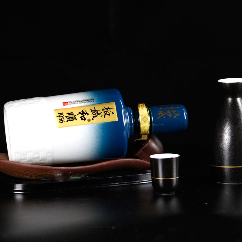 震惊！承德板城烧锅和顺1956居然是白酒界隐藏王者？39度浓香型居然这么