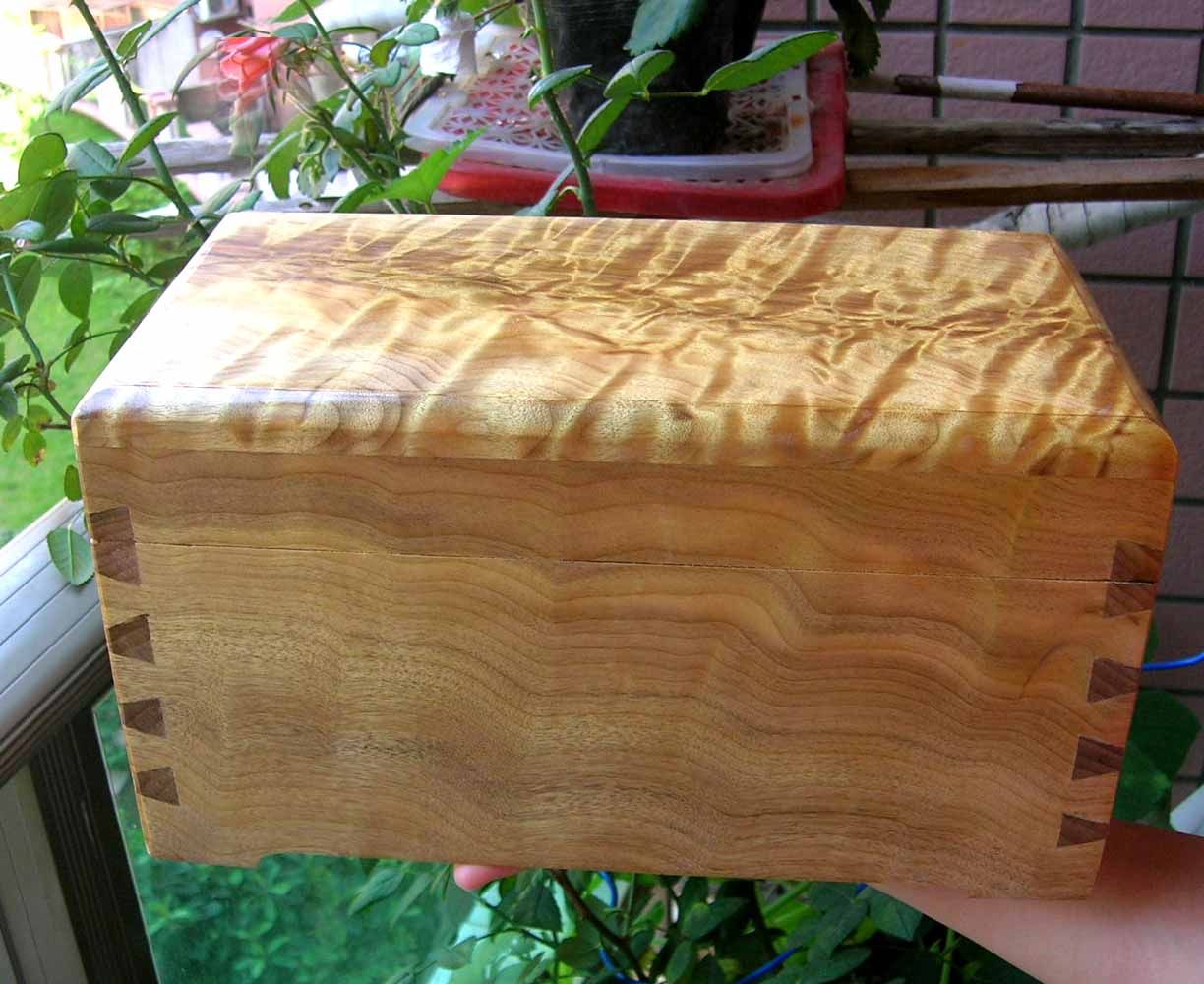 Mr. Mo ◆Golden Nanmu Storage Box ◆Trunk ◆Calligraphy and Painting Collection Box