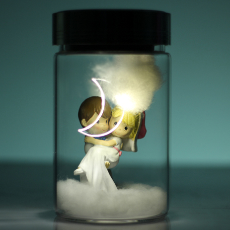 Hold the bride birthday gift Creative gift Birthday gift Sunshine jar Send friends Tanabata Valentine's Day