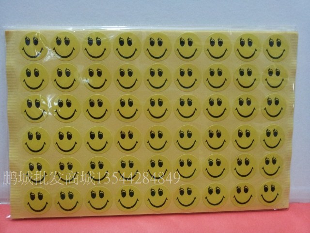 Children's smiling face adhesive reward sticker yellow smiley face sticker smiling face label paper diameter 16mm810