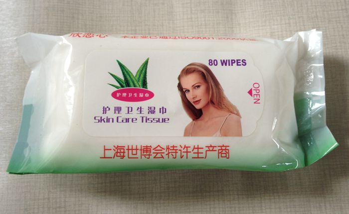 Baby adult wet tissue elderly care paper towel 80 pieces of a bag of baby thick towel quality assurance
