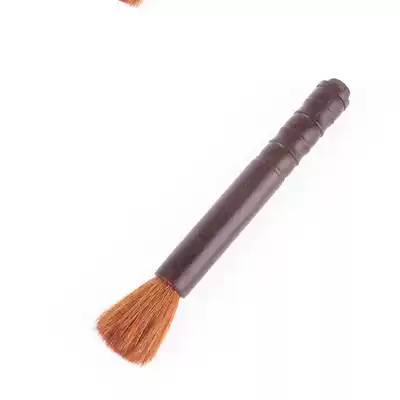 Buy big and get a single shot without hair, clean up furniture, clean up brushes, whisk brushes, throw more work, horsehair