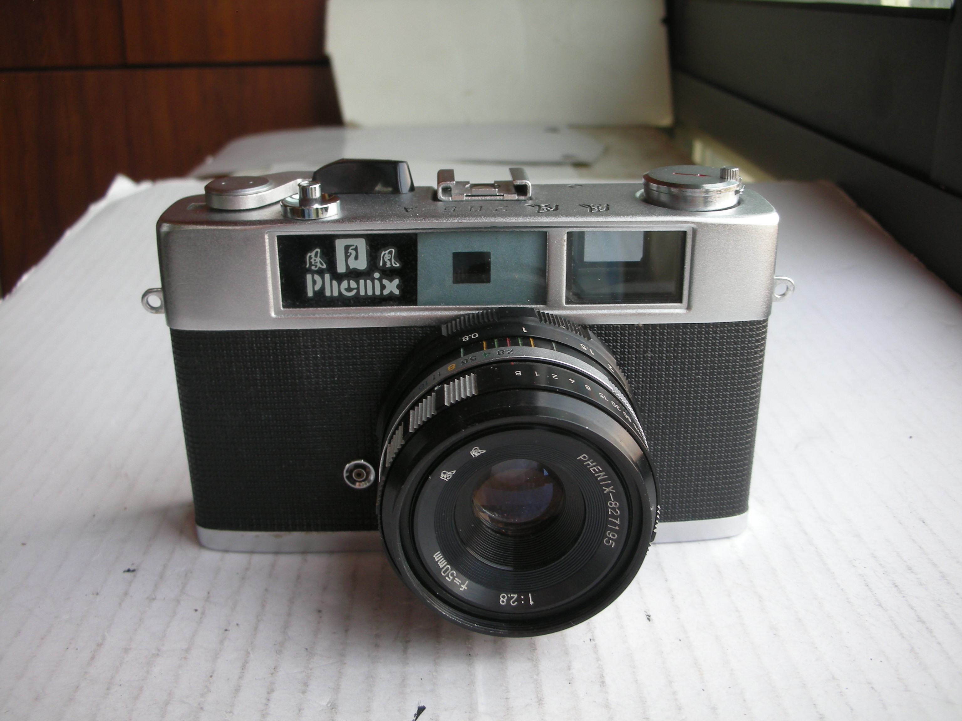 Very new white phoenix 205A metal manufacturing mechanical shutter Classic side-axis camera collection use can