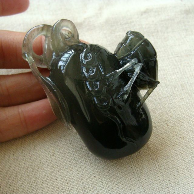 Natural green ghost Seiko sculpted Fugua to play with a breathtaking and can be a car pendant in-car ornament