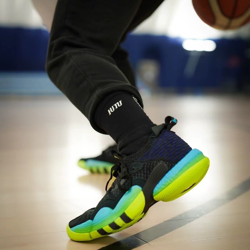 Adidas Trae Young 2 Trae Young 2Nd Generation Men's Practical Breathable and Wear-Resistant Basketball Shoes H06473