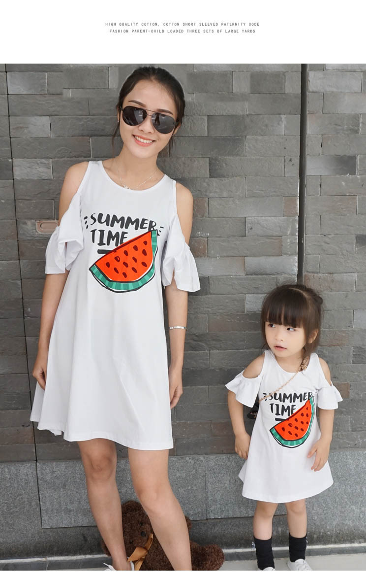 Cha mẹ và con gia đình mùa hè ba gia đình mẹ và con cộng với phân bón XL sơ sinh t-shirt mẹ váy bé là mỏng