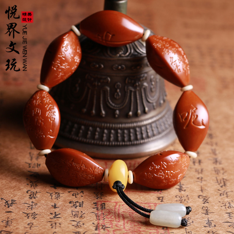 Hand olives nuclear sculptures Six words True words Famous Olive Hu Engraving Red Leather Raw Seeds Lettering with Buddhist Pearl Necklace
