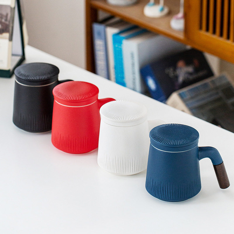 Ceramic office cup three pieces of coarse ceramic cup tea separation office with lid filter gift personal cup