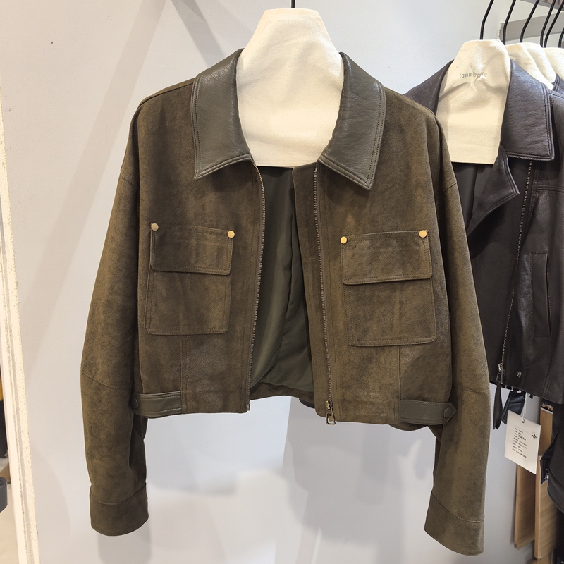 French-Style Retro Lapel Long-Sleeve Short Suede Jacket for Women, Designed to Look Younger, Versatile Korean-Style Workwear Top for Autumn French-Style Retro Lapel Long-Sleeve Short Suede Jacket for Women, Designed to Look Younger, Versatile Korean-Style Workwear Top for Autumn