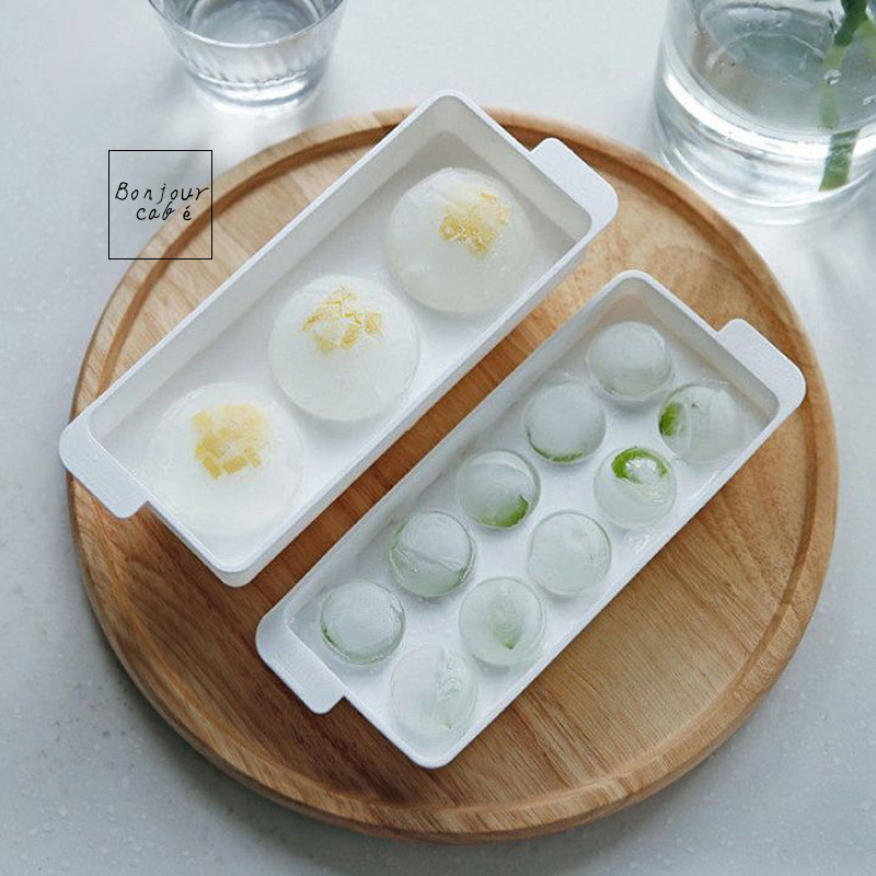 Japan imported ice grid ice hockey mold Resin refrigerator with lid dustproof ice making mold Coffee ice box ice maker