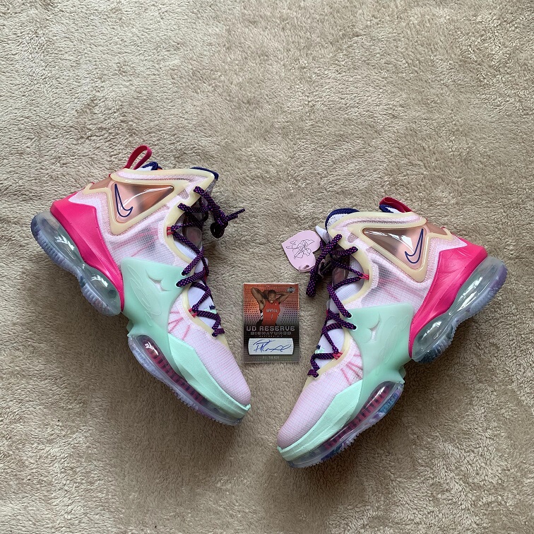 Nike Lebron19 Ep James Valentine's Day Actual Game Basketball Shoes Dh8460/Dh8459-900