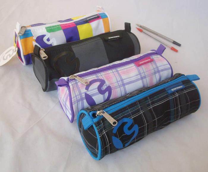 Foreign Trade Single City Men and Women Cylindrical Pulled Pen Bag Stationery Packaging Light and Strong Fashion