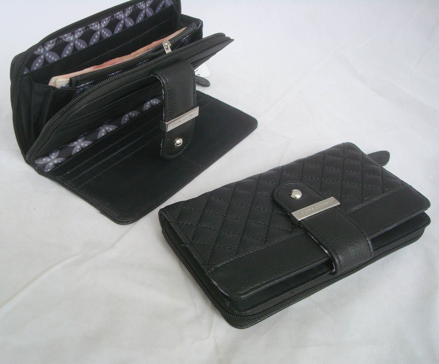 Clearance Long Multifunctional Wallet Women's Wallet Ticket Holder 18 Card Slots Banquet Bag Made in Italy