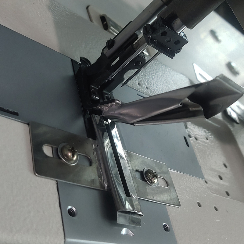 Hand-made car floor mats, pull tubes, presser feet, ribbons, nozzles, accessories, push plates, and wear a faucet