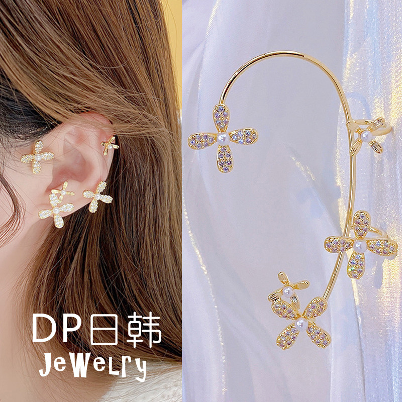 Ear hanging women without ear piercing ear bone clip one-piece earrings high-end sense ins flower fashion sweet forest around the ear