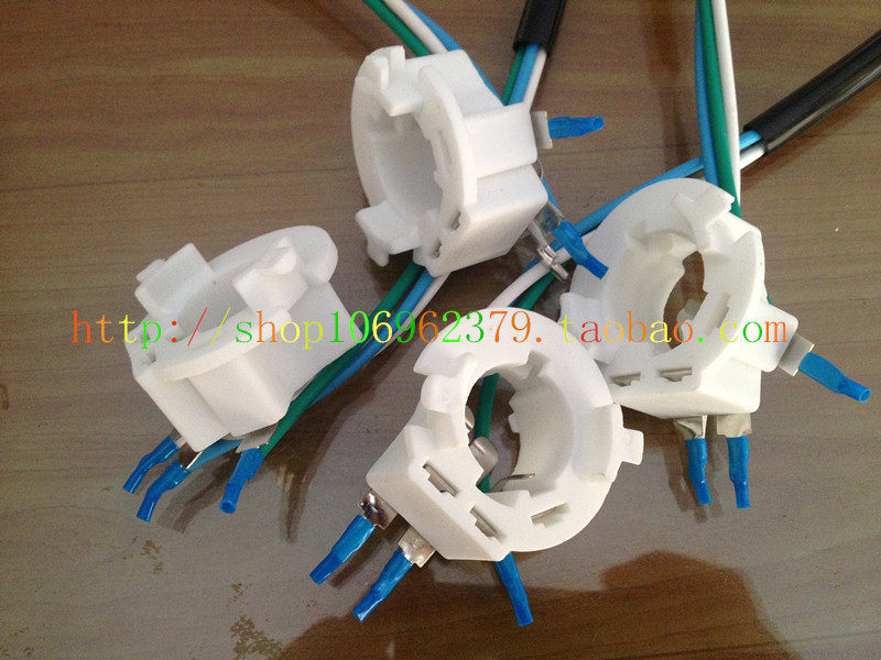 Locomotive electric car Various living room light lamp holder two-claw light bulb lamp holder ceramic thermal insulation original quality Xenon lamp