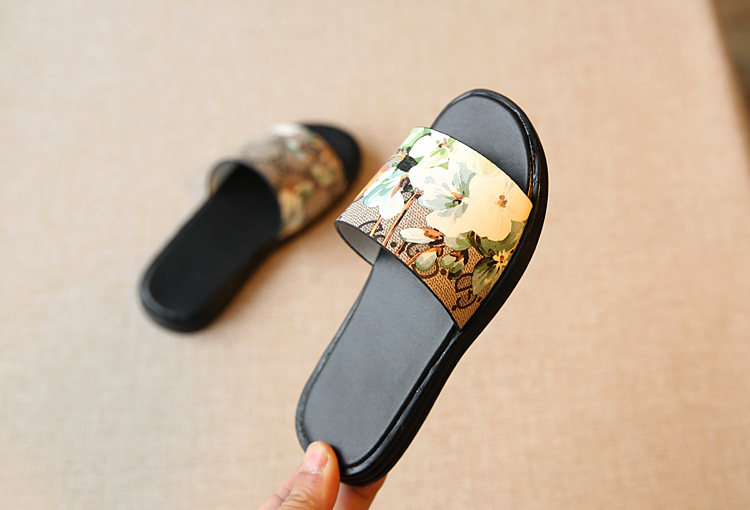 Pantoufles enfants en autre pour été - semelle caoutchouc - Ref 987218 Image 10