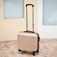 Желтовато-коричневый, прочный, классический