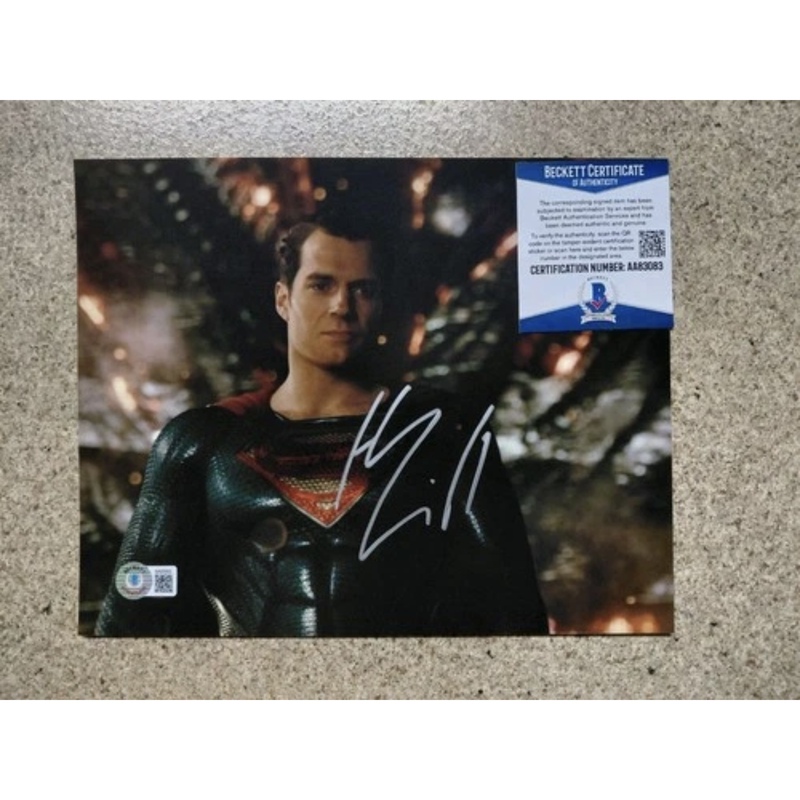 Superman Henry Cavill Autographed Photo with Certificate Superman Henry Cavill Autographed Photo with Certificate