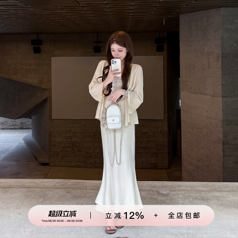 Yikowow Poetry Dance Street Lace Short Camisole Basulan Worsted Wool Round Neck Cardigan Knit Set