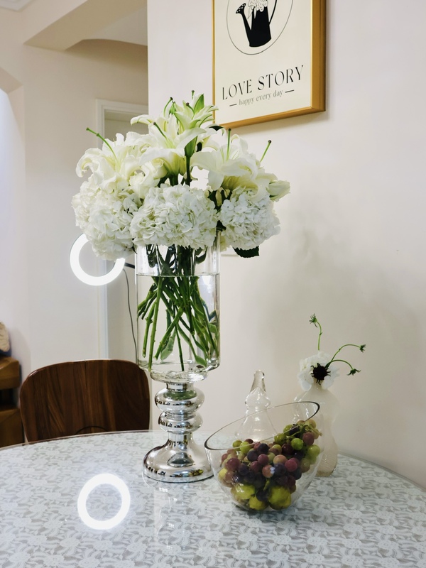 Light Luxury Creative Glass Vase, French-Style Flower Arrangement, Creative Villa, Retro Crystal Hotel, Sales Office, Tall Glass Light Luxury Creative Glass Vase, French-Style Flower Arrangement, Creative Villa, Retro Crystal Hotel, Sales Office, Tall Glass