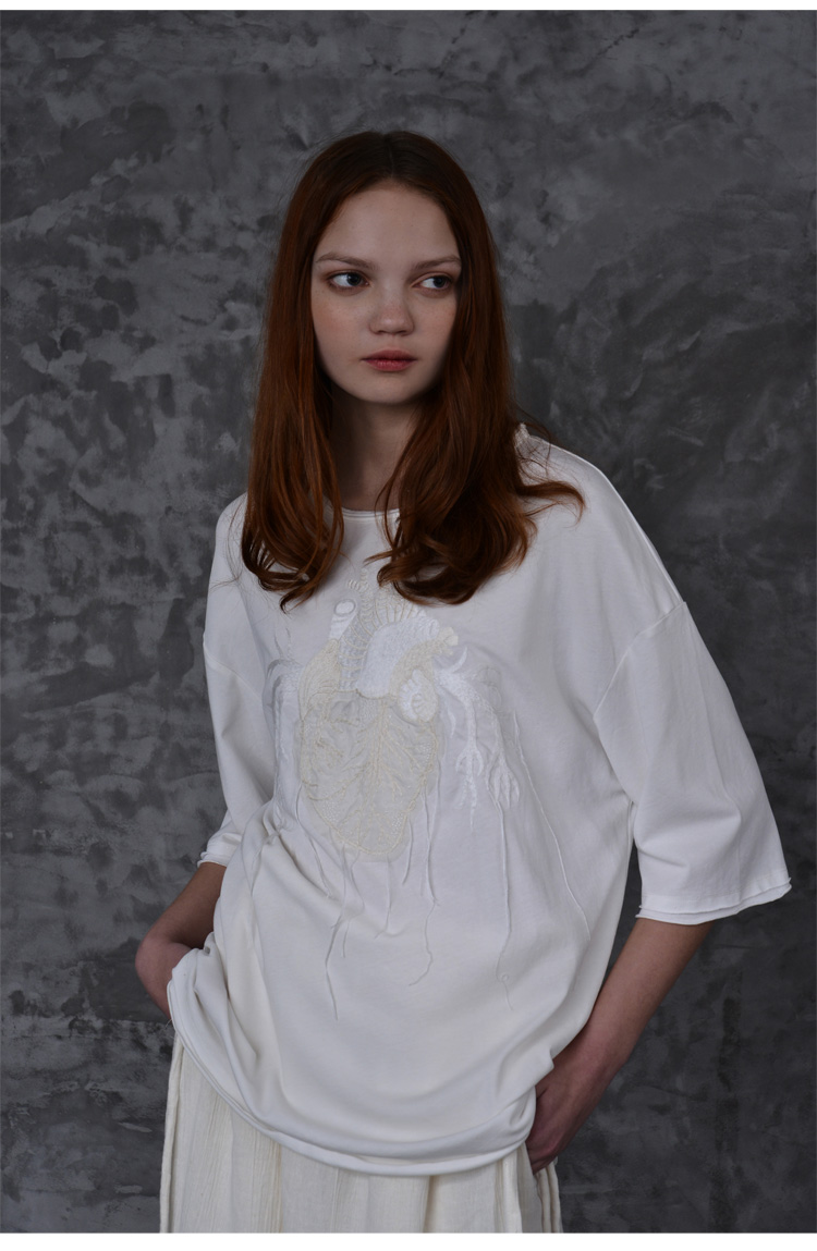 Tiền gửi yucco tim thêu T-shirt [thanh toán đầy đủ của 199 nhân dân tệ đến 30 nhân dân tệ thời gian giao hàng 60 ngày] áo phông trơn