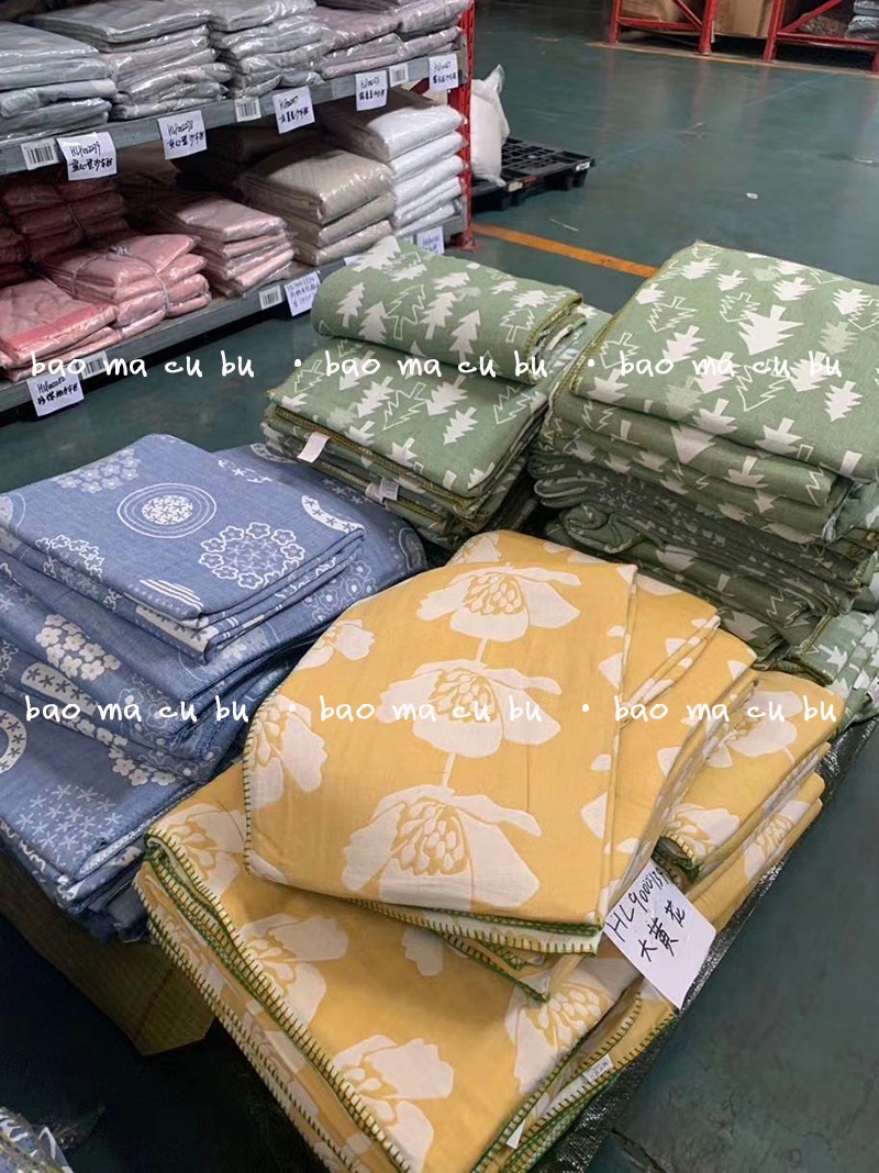 (Clearance at the end of the season) Out of Japan Cotton Gauze Quilt Summer Single 140*190cm