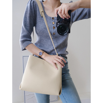 Mud brothers shop large cup of milk tea JIN mouth cowhide Australia very simple style one-shoulder retro ins bucket bag