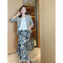 Mud brothers shop heavy bombing field commuter heart machine ink BAO WEN skirt A- shaped summer city thin