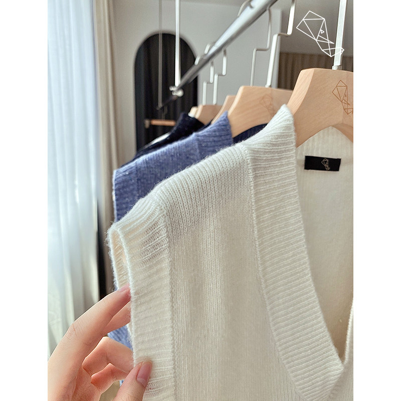 The puree shop with its own Sven GAO know the waistcoat wool vest is very comfortable for the first cut wool