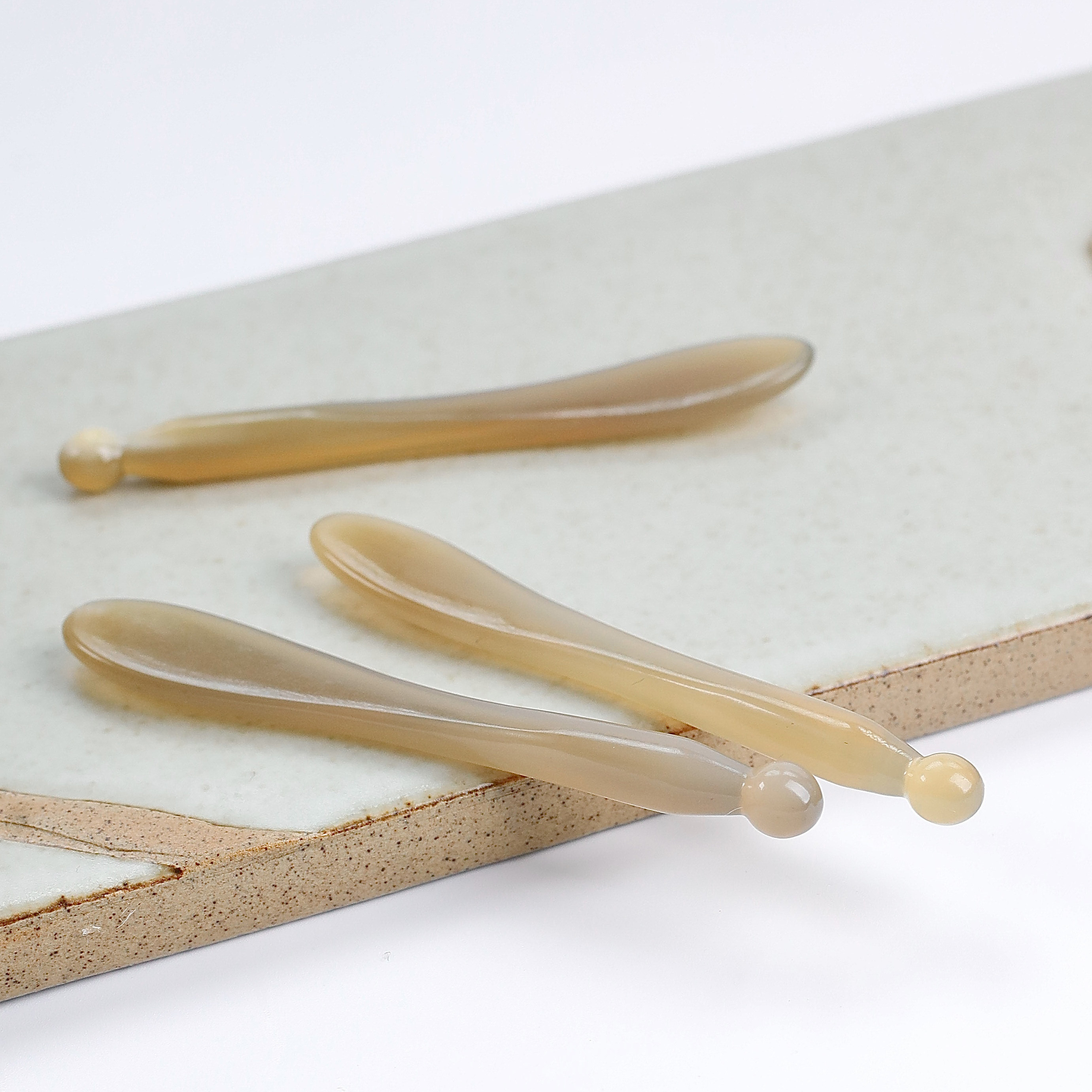 New Eye Cream Import Stick Face Cream Import Stick Eyes Massage Stick White Horn Eye Cream Stick 