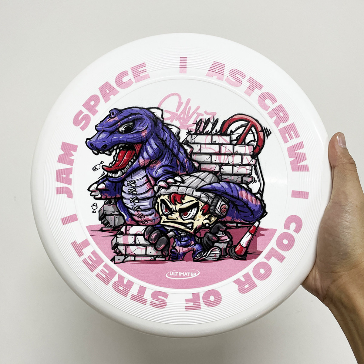 Graffiti artist GAVIN co-branded Ultimate Frisbee sports outdoor rotatable 175g competition-level flying saucer