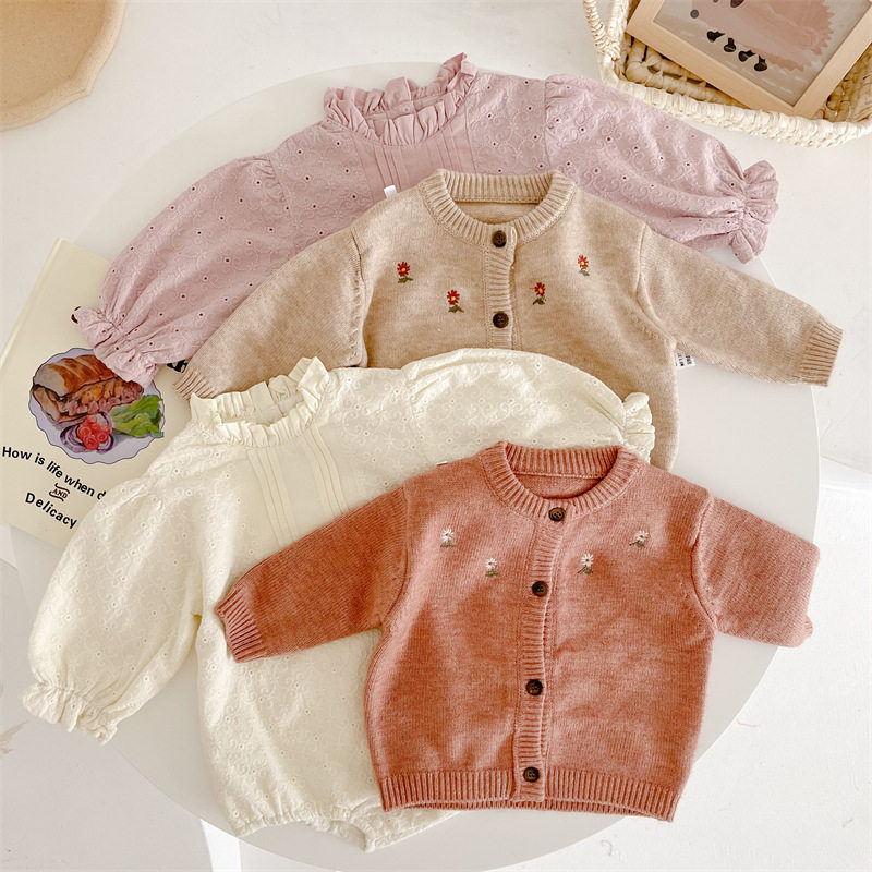 2022 spring new female baby princess wind bag fart clothes kha-clad baby out to wear a knitted cardiovert jacket long sleeve