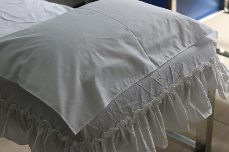 Màu trắng tinh khiết trải giường bông khăn bông lỗ massage khăn vải đầu thẩm mỹ viện chân khăn khăn vải gối - Khăn gối vỏ gối