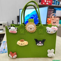 Большой, зеленый, мультяшный