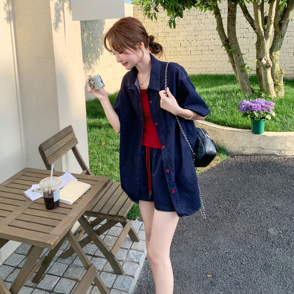 超火独特复古牛仔上衣配裤子背心套装女夏2025新款时髦减龄三件套图片