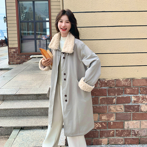 韩版羊羔毛工装棉衣派克服女2025冬季新款中长款棉服加厚外套棉袄图片