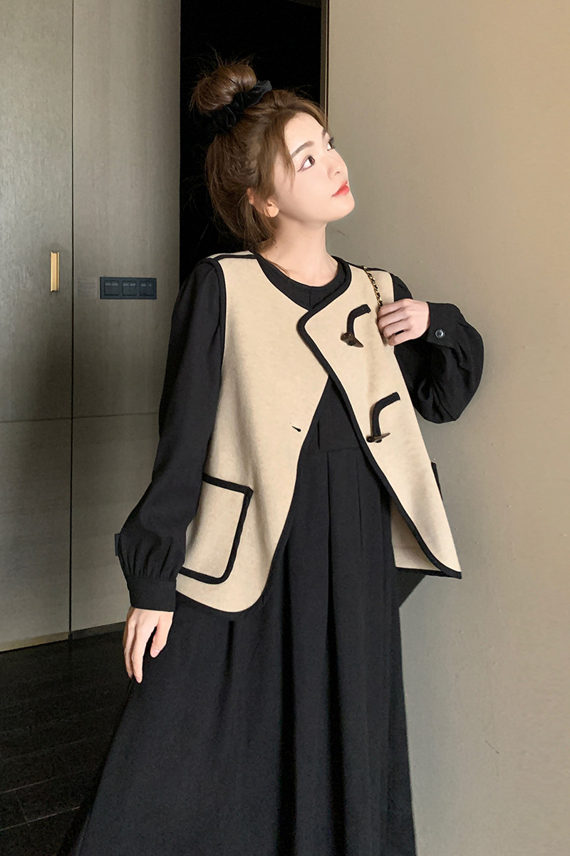 牛角扣毛呢马甲连衣裙套装女2024年秋季新款高级感气质显瘦两件套,女装连衣裙,2D043