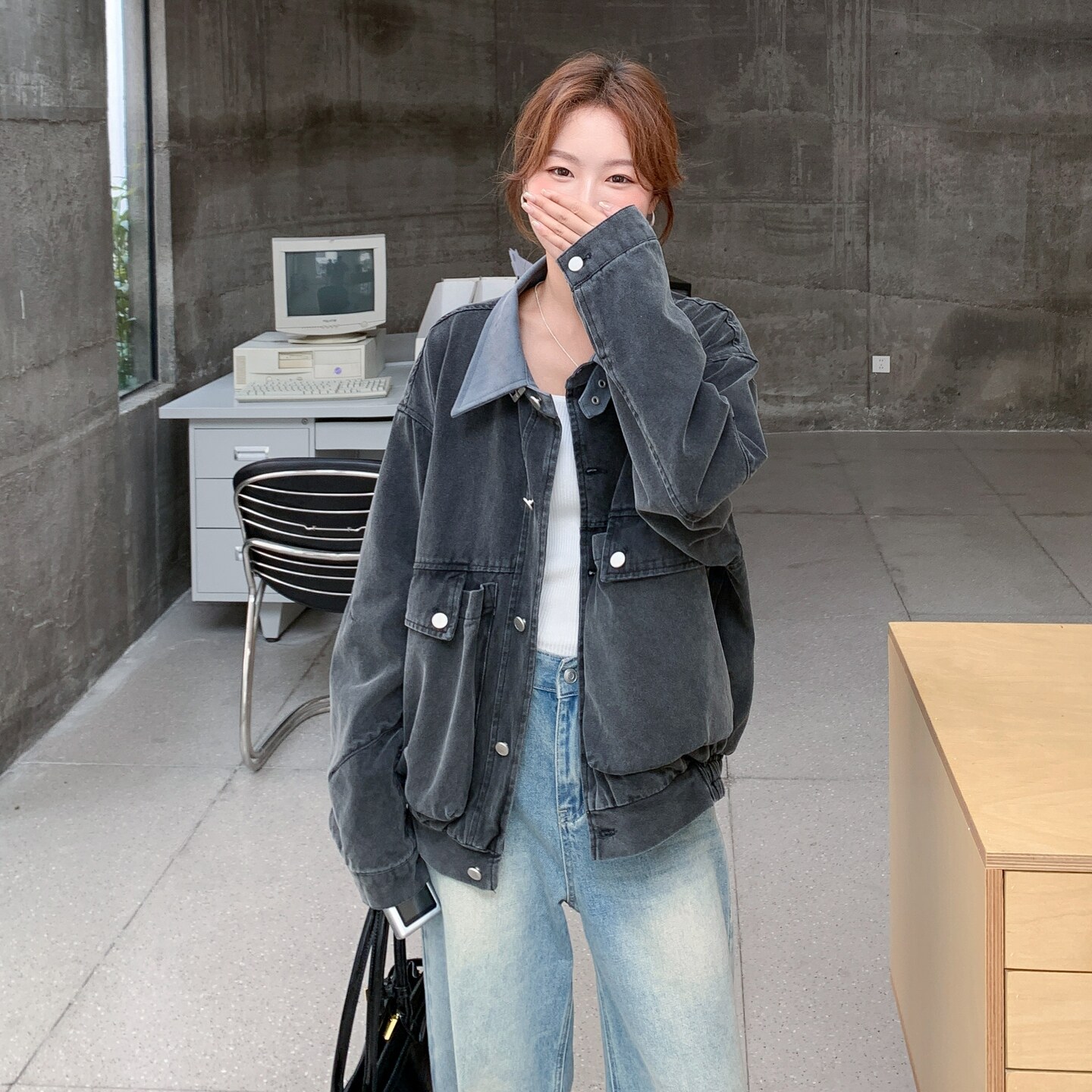 工装翻领牛仔短外套女春秋2025新款小个子巨好看减龄小众夹克上衣,女装短外套,2C206