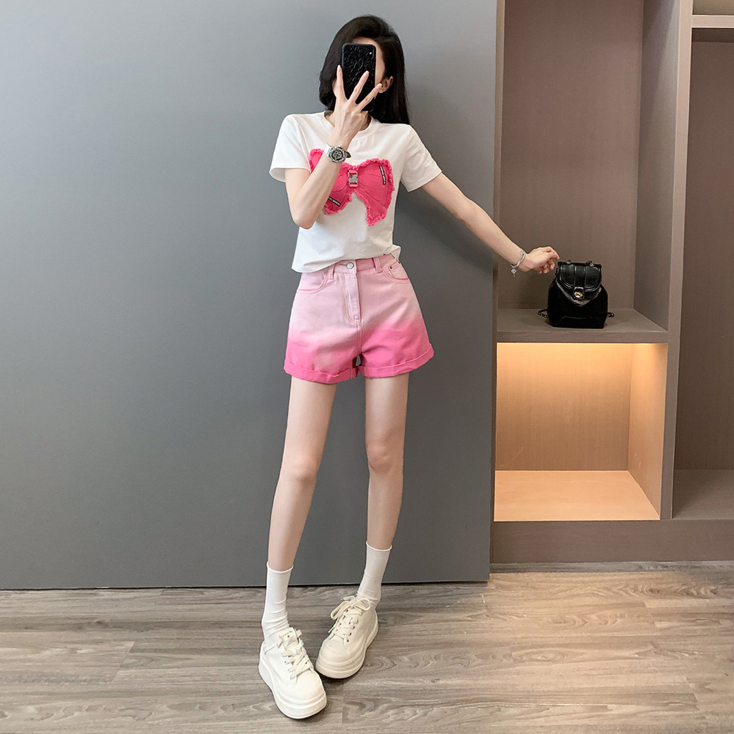 简约个性休闲时尚套装女夏新款刺绣蝴蝶结上衣粉色牛仔短裤两件套,女装套装/套裙,2C310