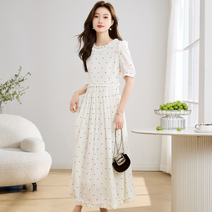 爱心波点连衣裙女夏季2025新款法式泡泡袖木耳花边收腰超仙女长裙图片