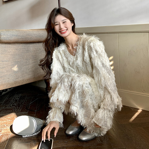 气质女神范穿搭杏色流苏显瘦连衣裙女2025春季新款独特漂亮长裙子图片